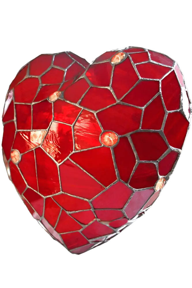 Laurence Richard est une sculptrice du sud de la france son coeur rouge est incroyable